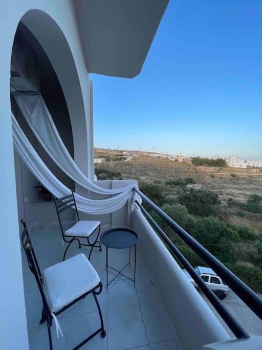 Downtown Tinos View Apartment Exteriör bild
