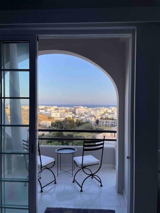 Downtown Tinos View Apartment Exteriör bild