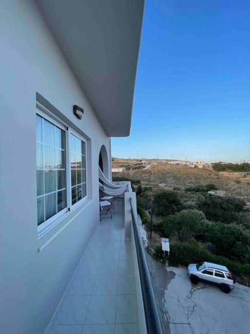 Downtown Tinos View Apartment Exteriör bild